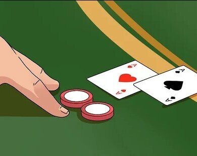 Spliting pairs in blackjack